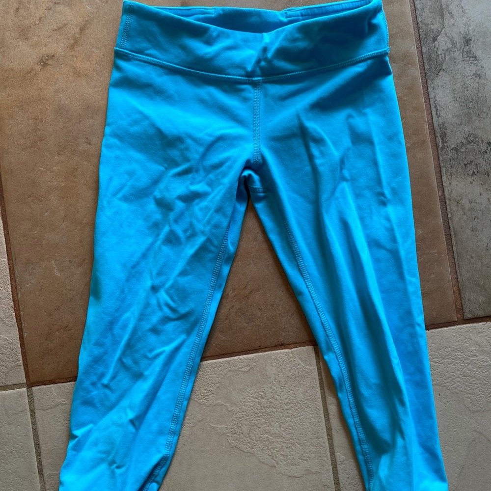 Ivivva Girl’s Capri Pants Sz 8